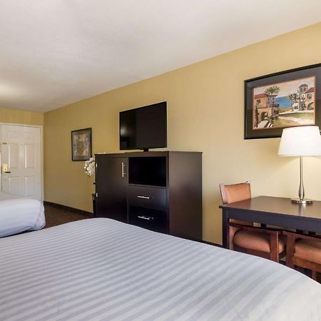 Best Western Escondido Hotel Dış mekan fotoğraf